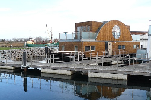 Nykøbing Sjælland 
Houseboat 
Küstenlandschaft, Schifffahrt/Hafen, Bauwerke/Gebäude
Nardine Stybel 